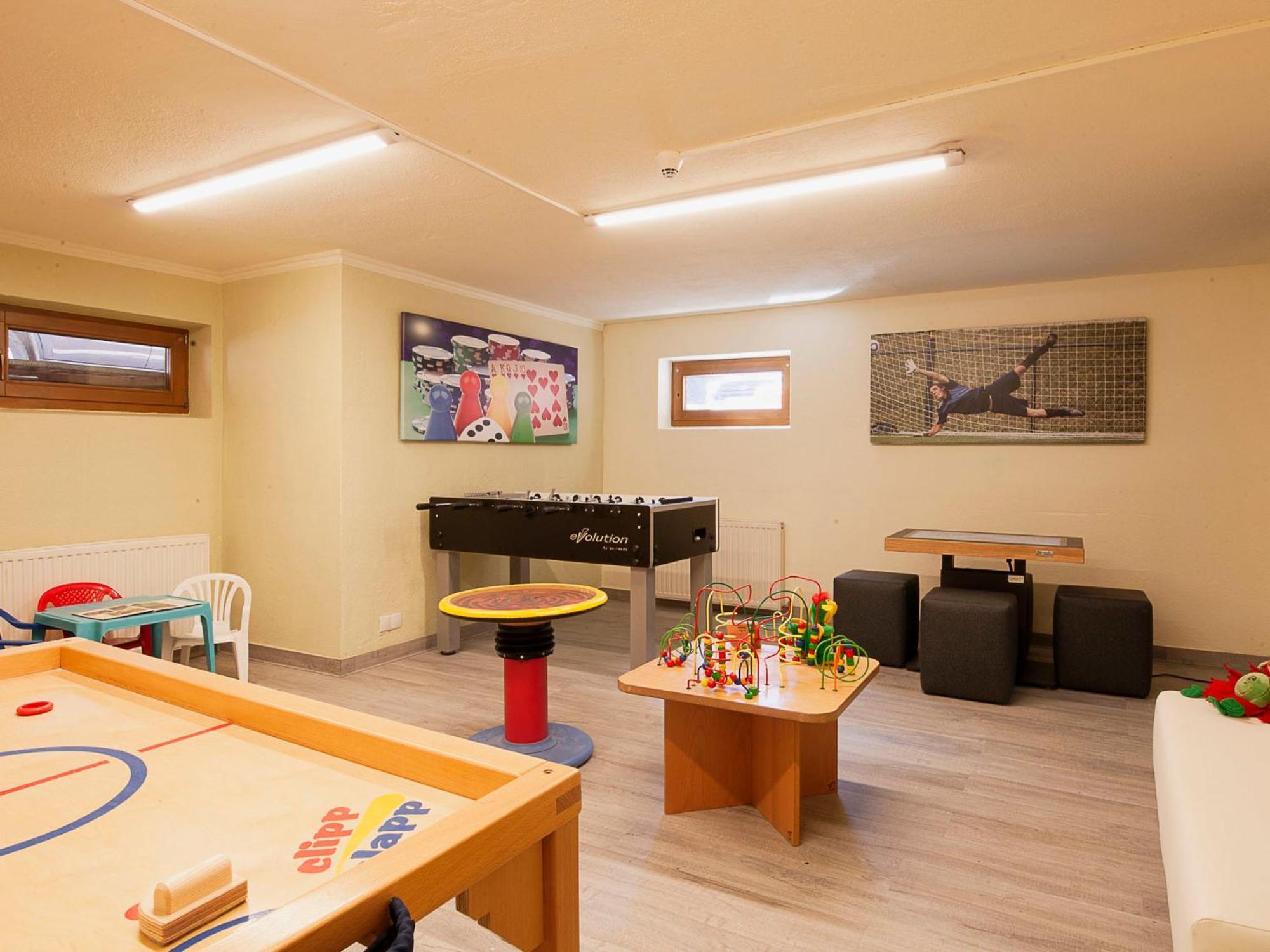Apartment Falkner-7 By Interhome Oberlaengenfeld Екстер'єр фото